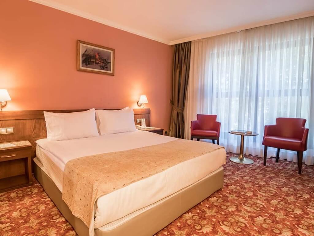 Hotel 2000 Kavaklıdere Geniş Yataklı Standart Oda Resimleri