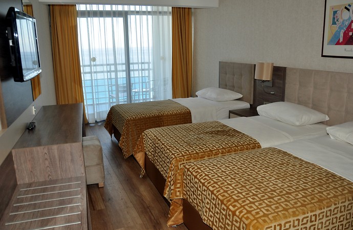 Faustina Hotel & Spa Standart Oda Kara Manzaralı  Resimleri