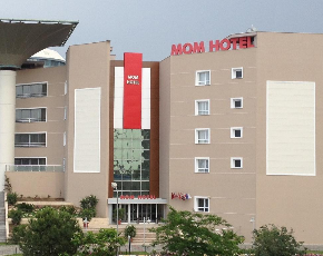 Mom Hotel