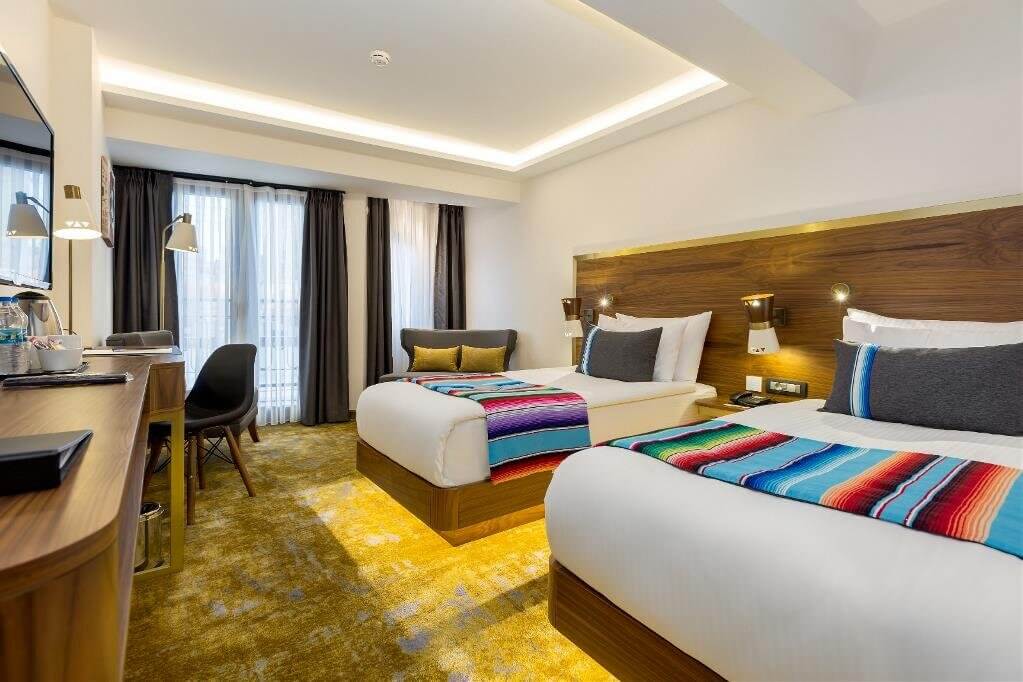 Hay Hotel Alsancak İptal Edilemez Standart Twin Oda Resimleri