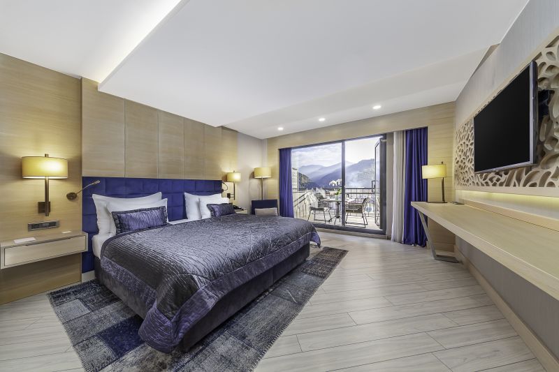 Executive Suite With City View